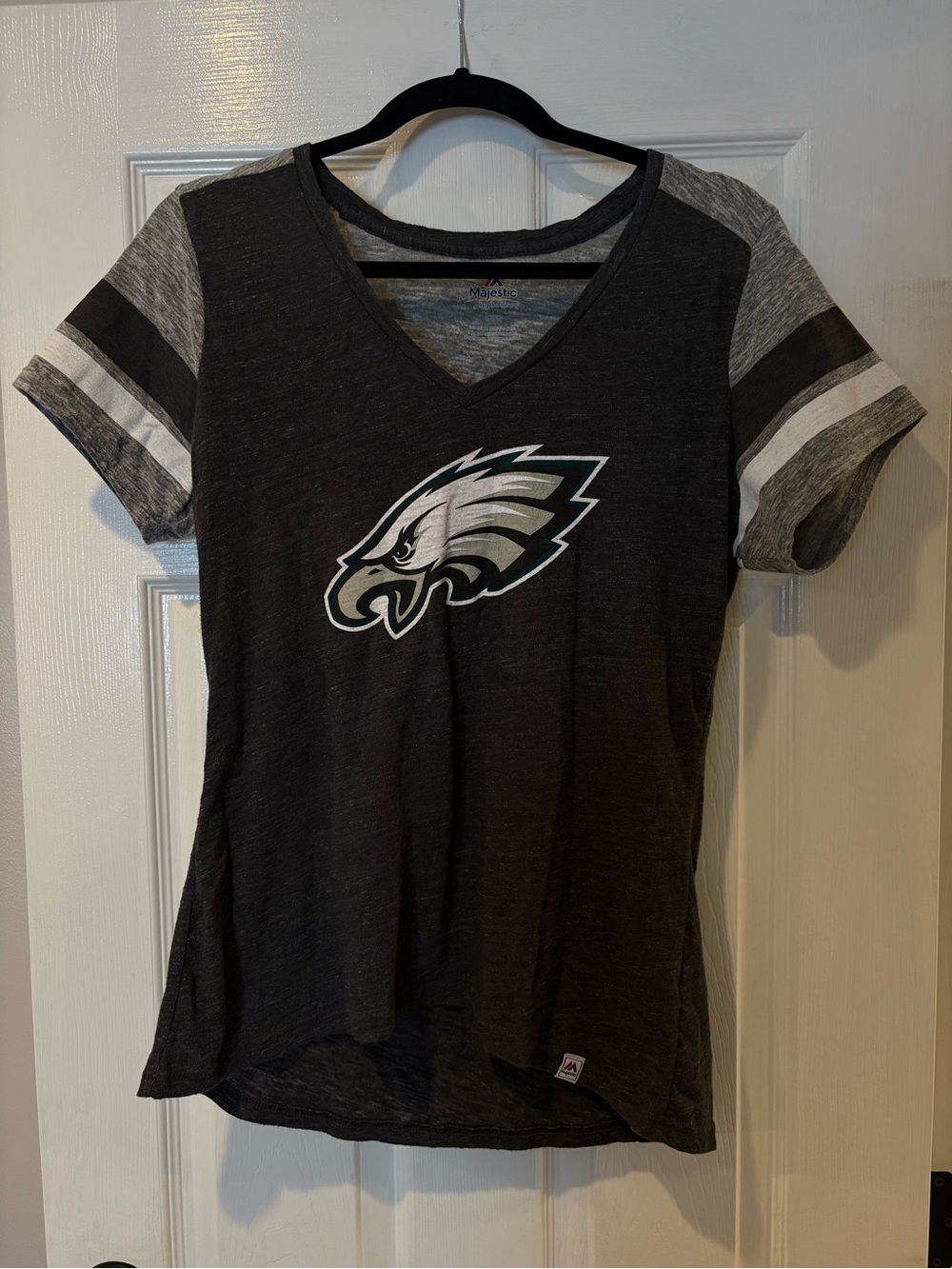 Majestic Women’s Philadelphia Eagles Top